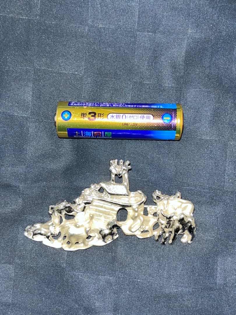 エナメルブローチ  ノアの方舟