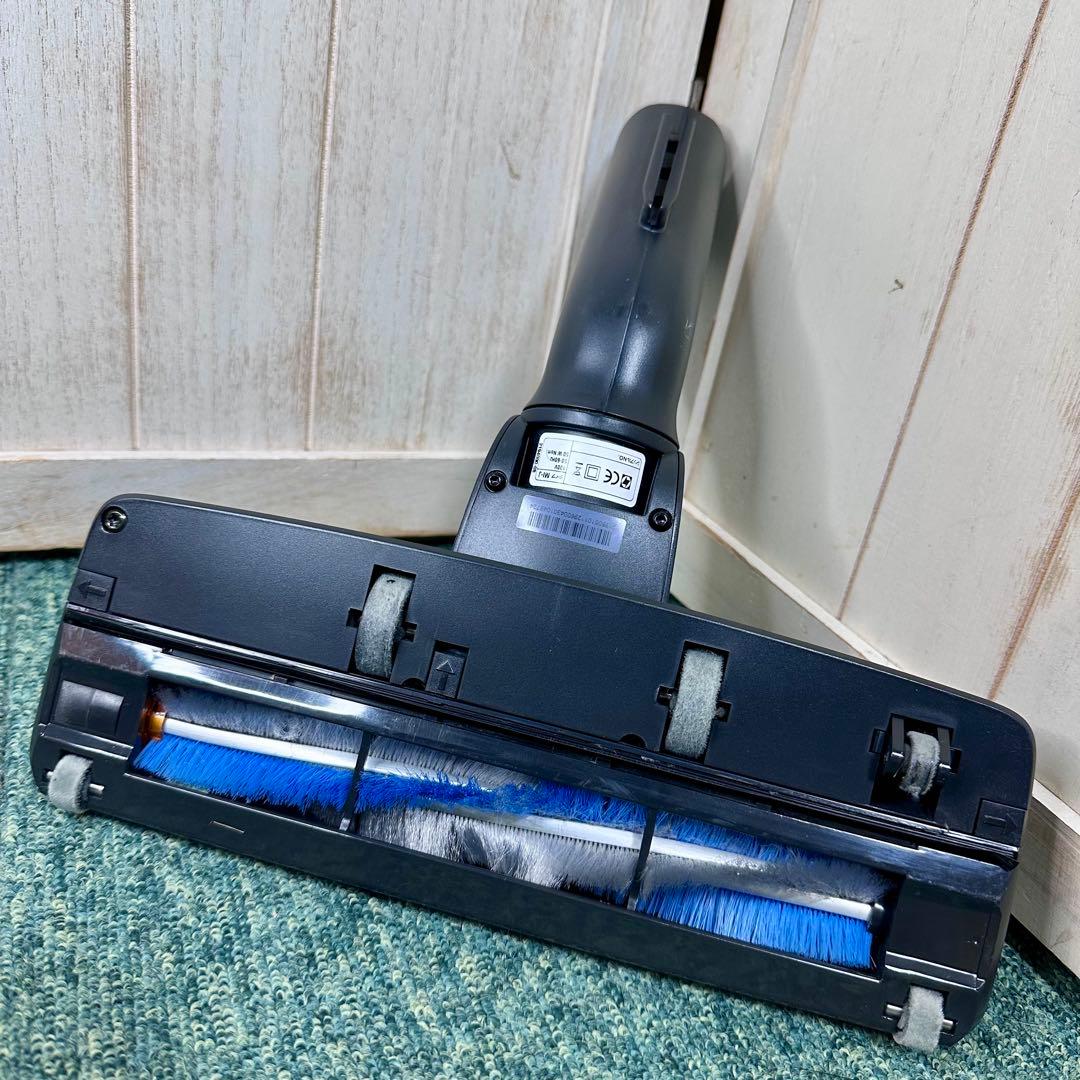 エレクトロラックス エルゴスリー オート 紙パック式 掃除機 EET530SO