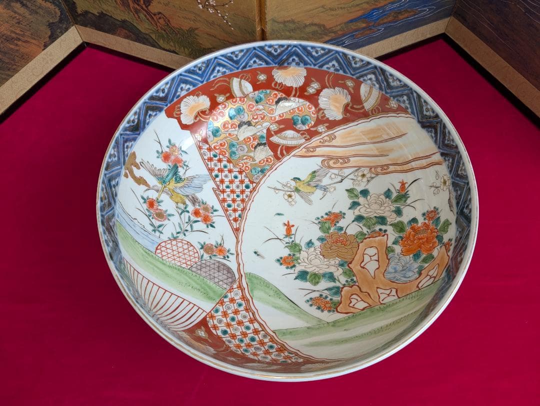 大きな鉢　色絵　古伊万里　大明成化年製在銘