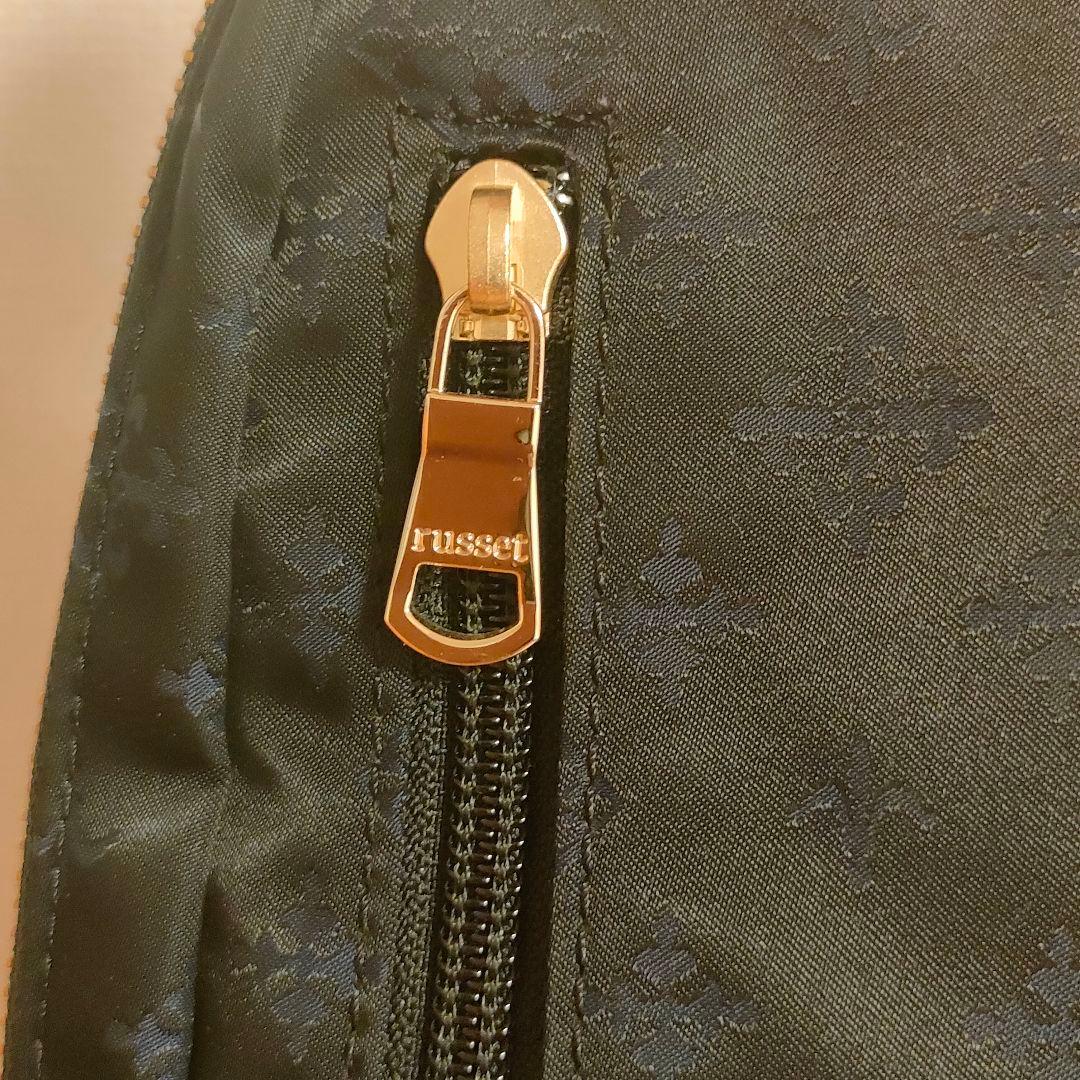 【春のお散歩に】ラシット　ボディバッグ　ラシット russet トラベルシリーズ