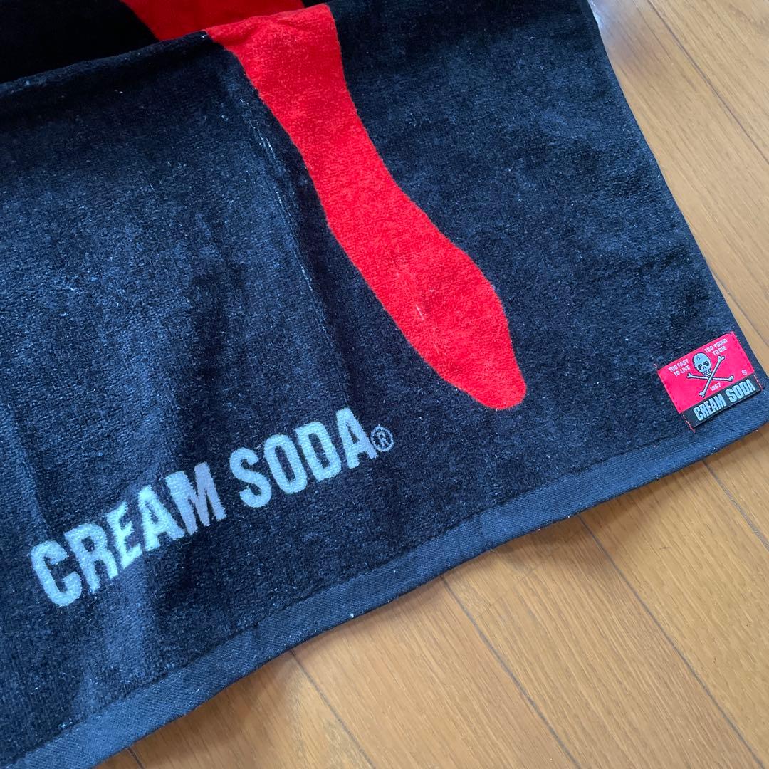 ブラックキャッツ 新品 バスタオル ロカビリー クリームソーダ ピンクドラゴン