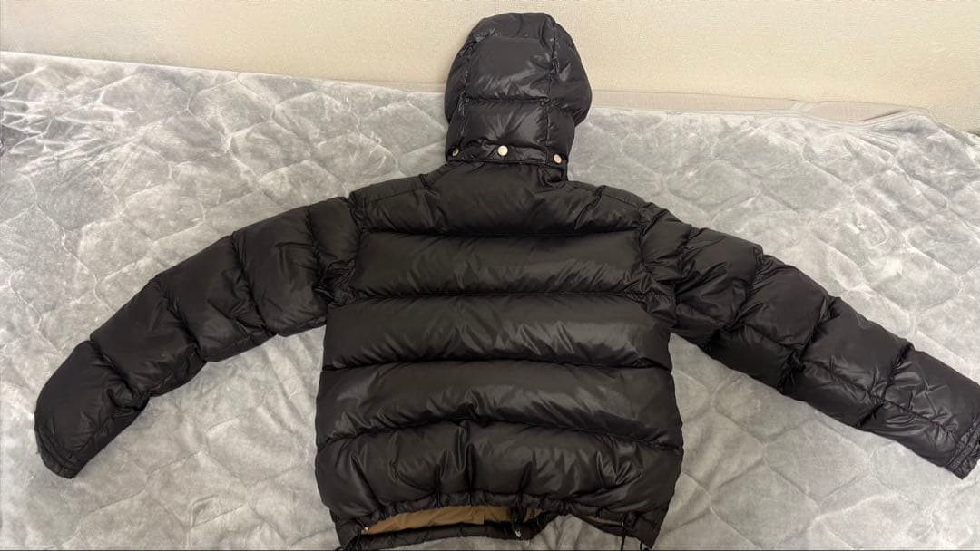 g*p様 Moncler フード付きダウンジャケット 黒