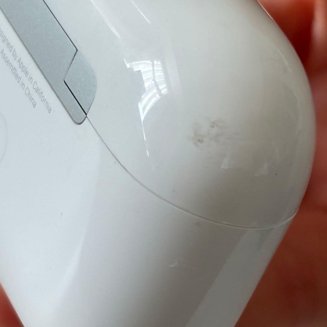 【純正】AirPods Pro 第一世代　本体 充電ケース付き