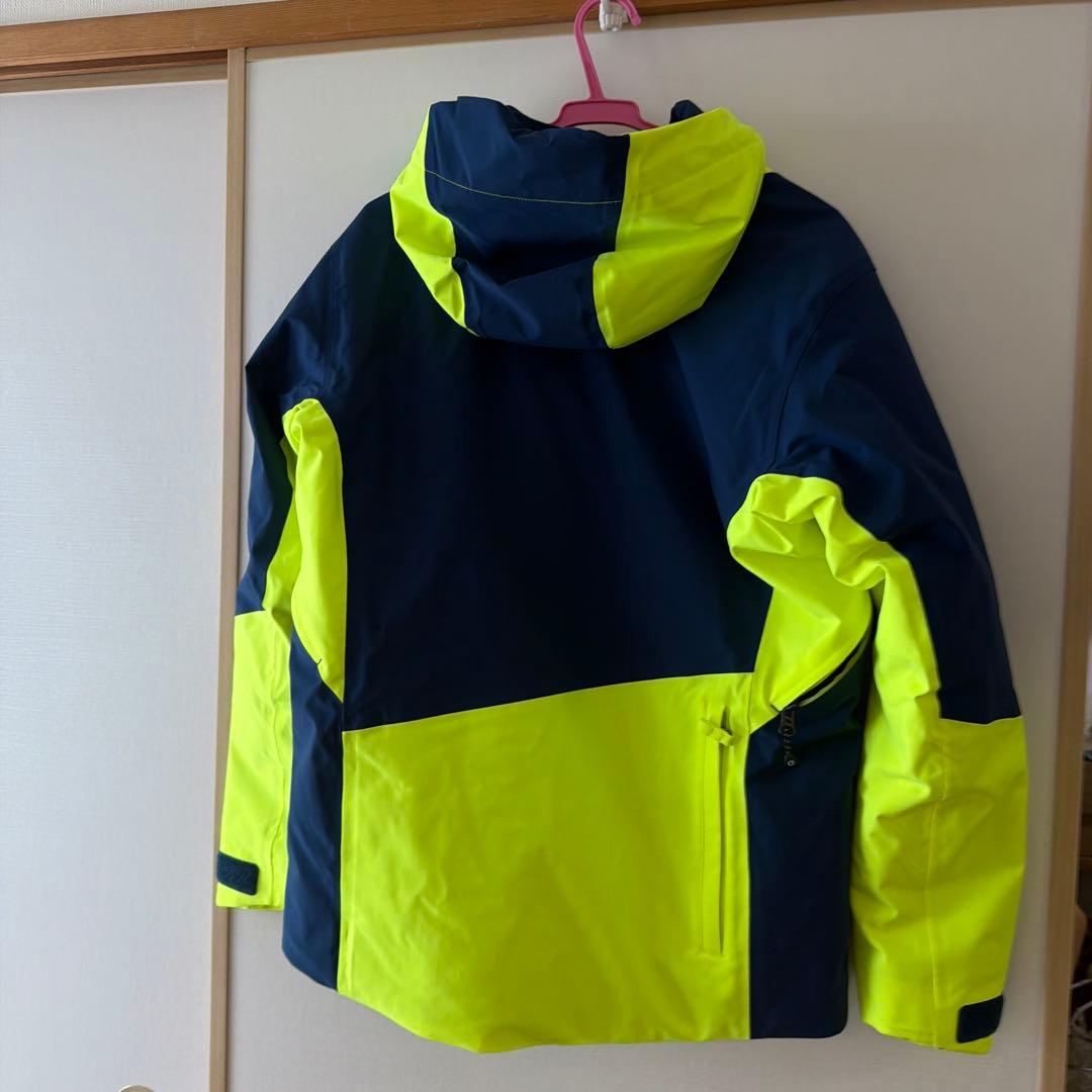 オンヨネスキーウェアデモチームジャケットＭサイズ1回使用美品