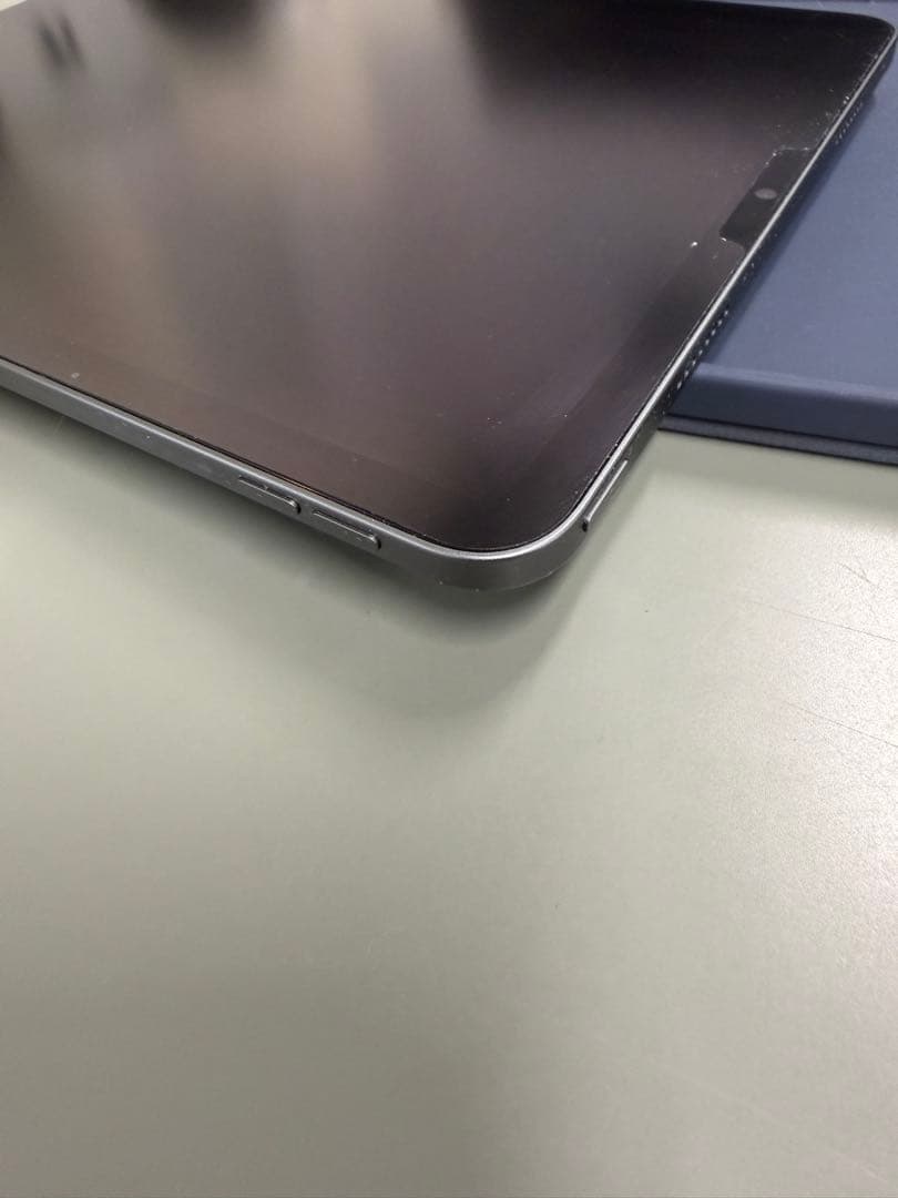 iPad Pro 11インチ 第3世代 256GB WiFiモデル ペン付き