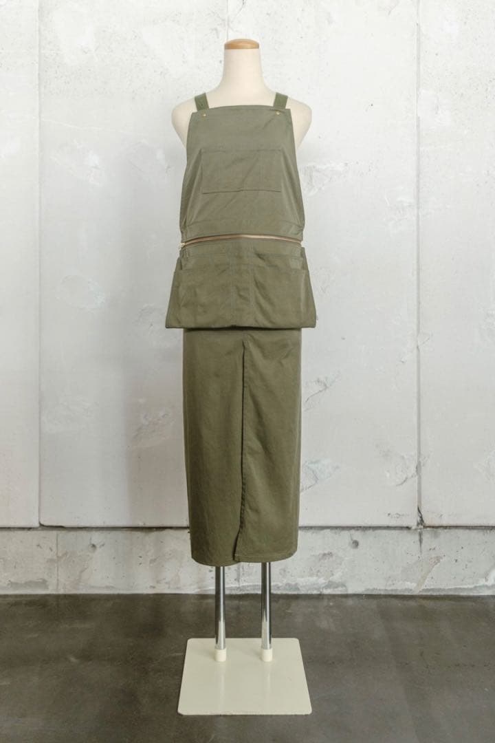 POCKETS エプロンkhaki (nylon chino)