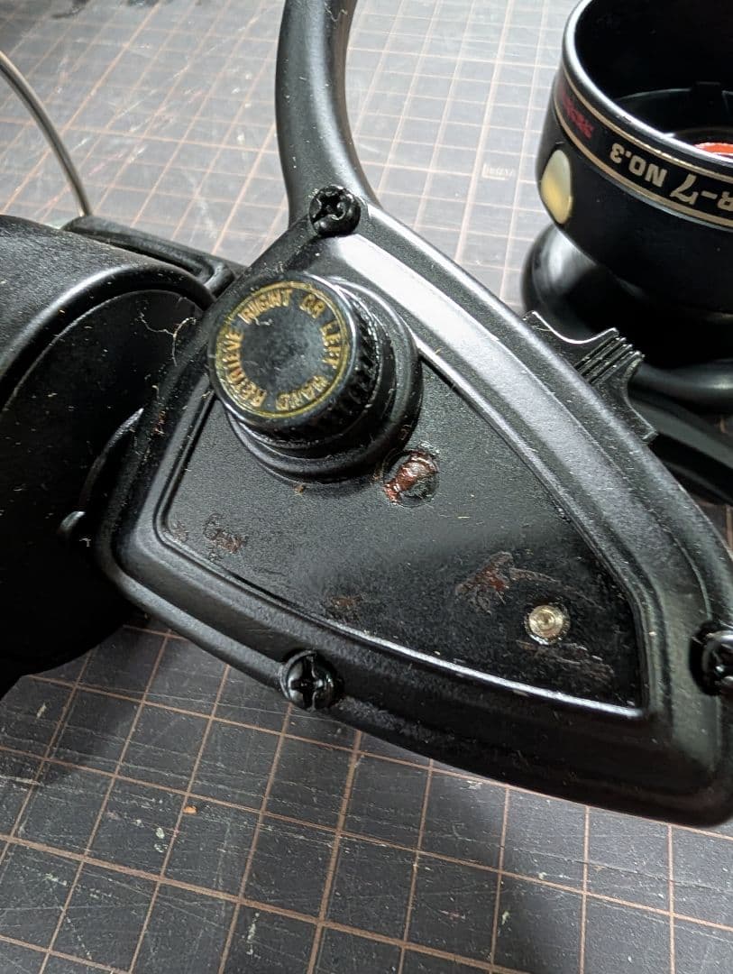 スピニングリール ON/OFFスイッチ付き
