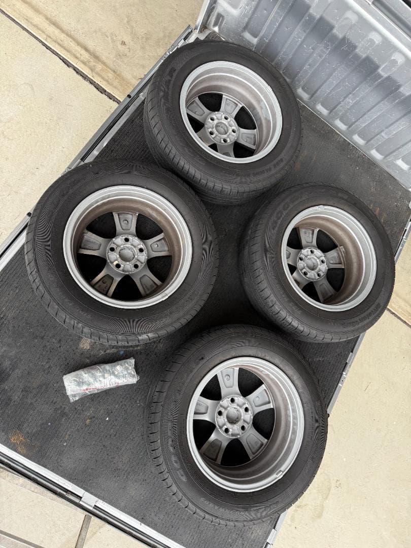 送料込み！アルファード30 純正 16インチ タイヤホイール セット ナット付き