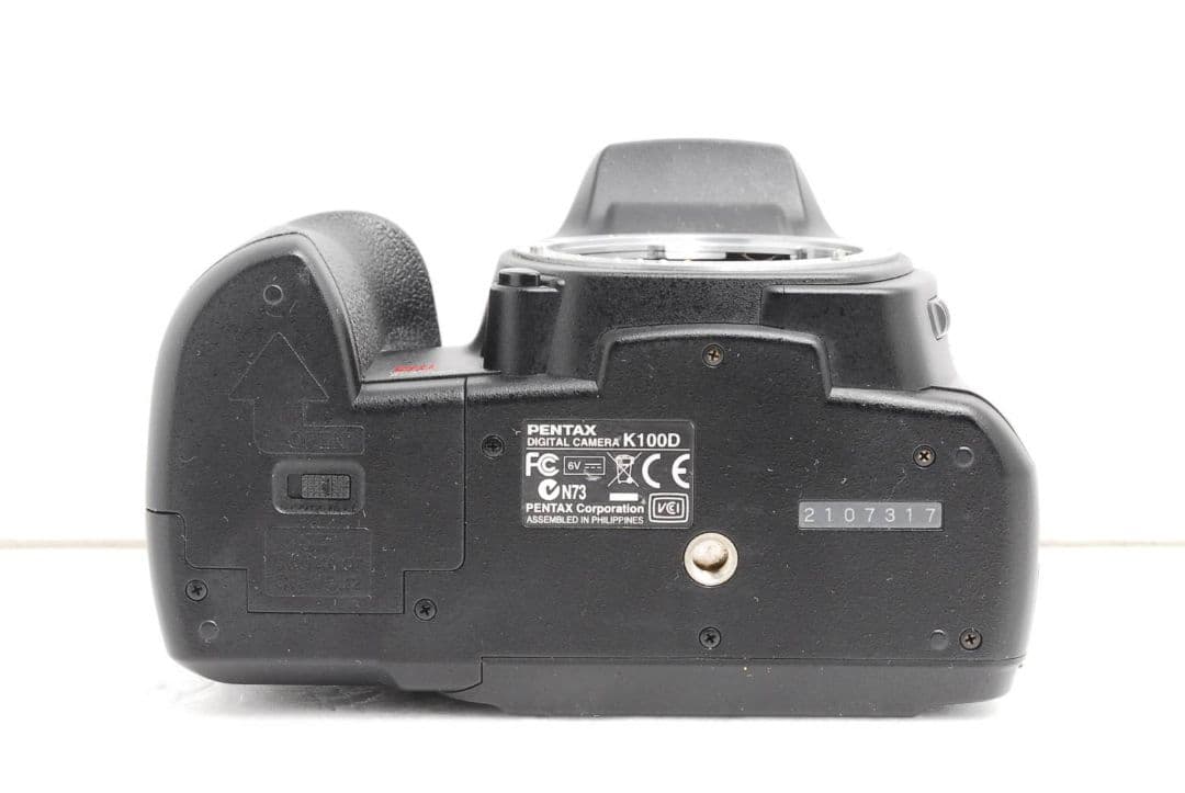 PENTAX K100D 1本で広角から望遠レンズ　ペンタックス　一眼レフ