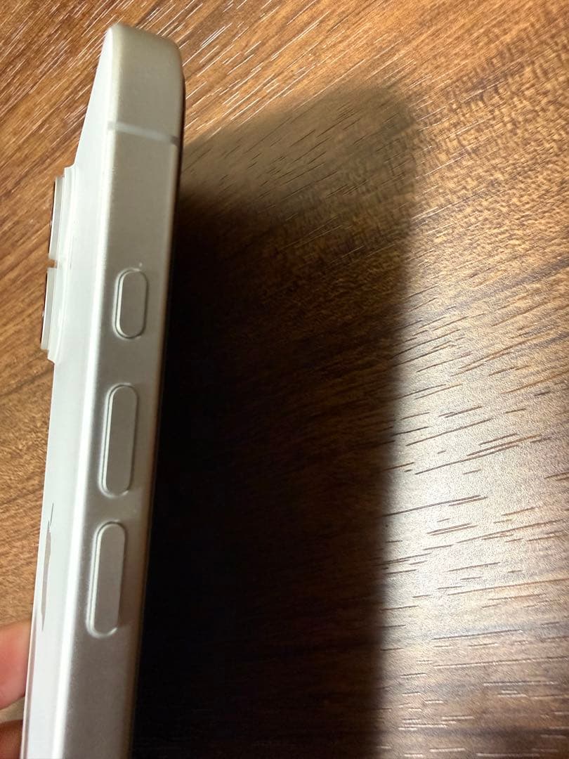 【バッテリー100%】iPhone16 ホワイト512GB