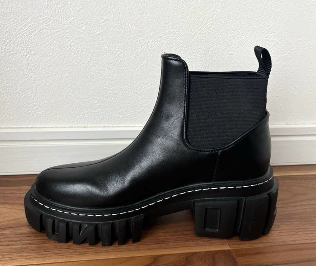 UN3D. 　アンスリード　SOLE SHORT BOOTS 36 ブラック