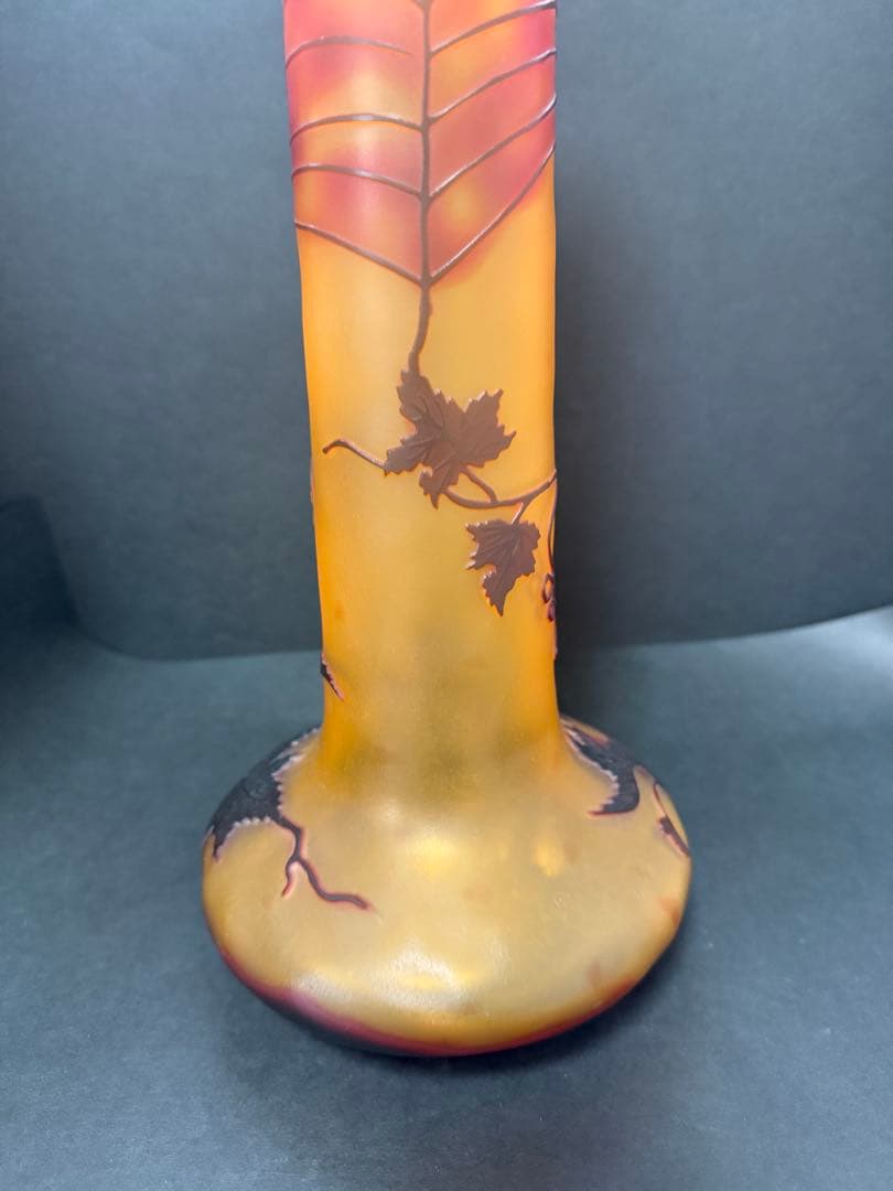 エミール・ガレ　風　ガラス製大型花瓶 高さ40cm 蜘蛛の巣のデザイン