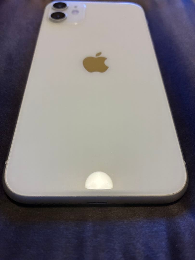 極美品 バッテリー新品100% iPhone11 128gb 箱 強化ガラスつき