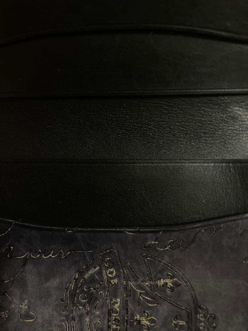 ベルルッティ　名刺入れ