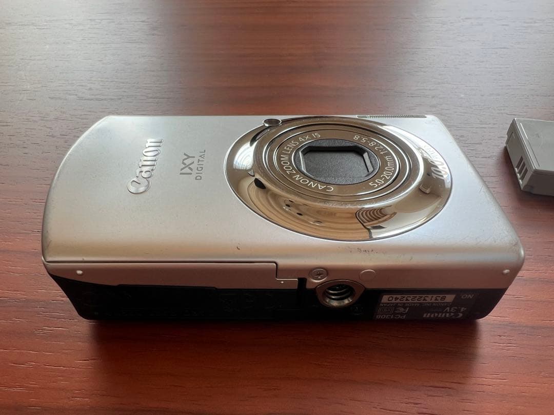 Canon IXY Digital 920 IS シルバー