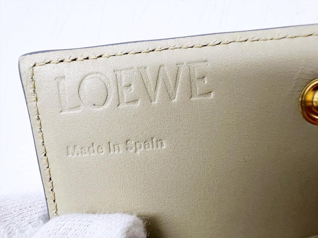 美品　LOEWE　ロエベ　アナグラム　レザー　カードホルダー　名刺入れ