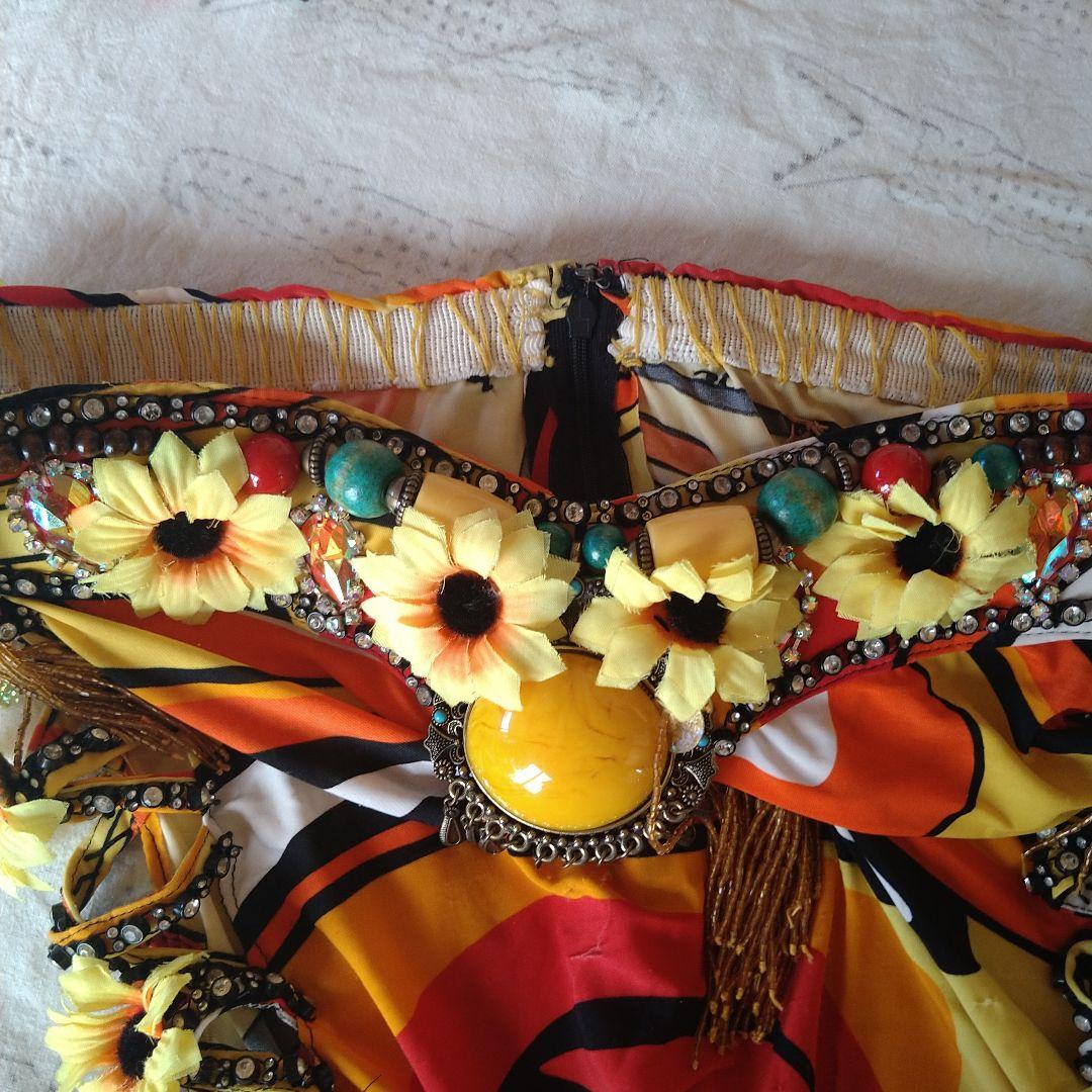 ベリーダンス衣装　エジプト製中古　 セットアップ　個性的な色柄ですが着やすい★