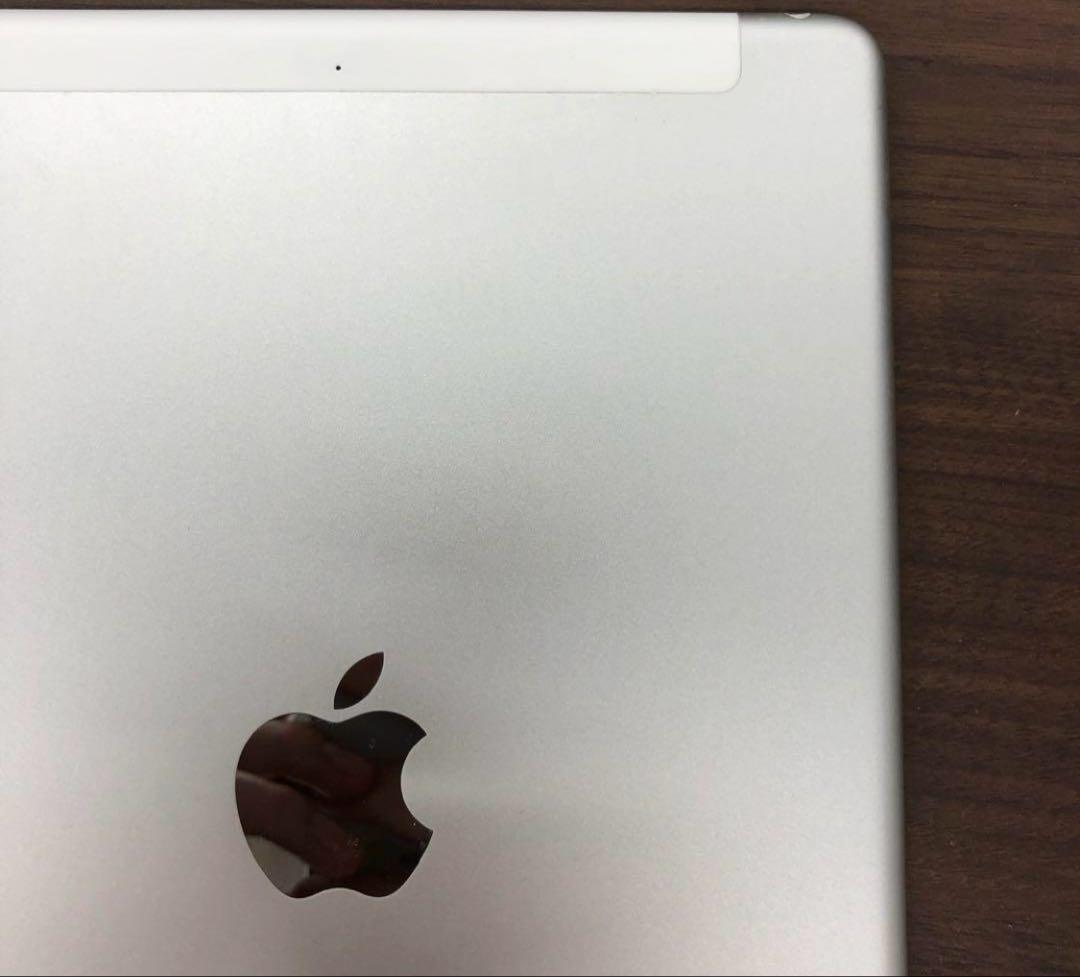 Apple iPad 第5世代 シルバー