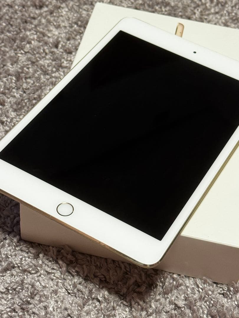 iPad mini4 MNWG2J/A 32GB セルラー