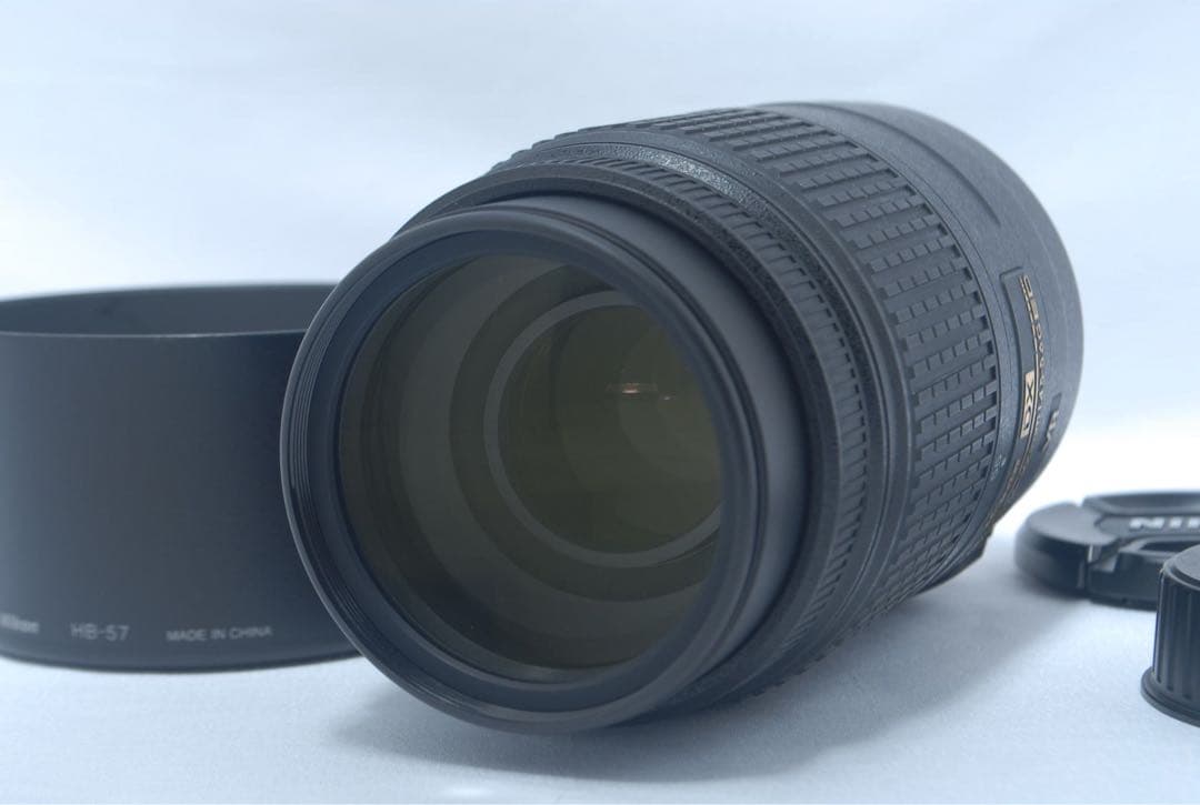 【外観極上美品】Nikon 望遠レンズ AF-S DX 55-300mm VR