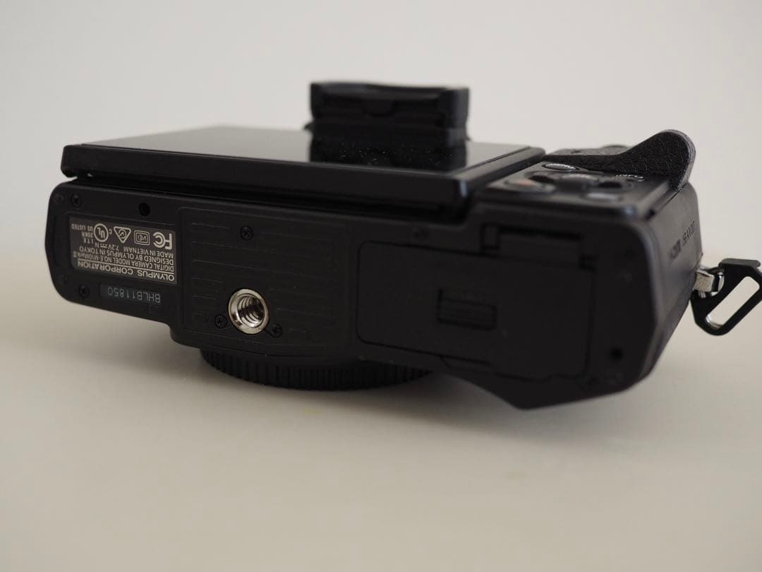 【名機 OLYMPUS】OM-D E-M10 MarkⅡ ダブルズームキット