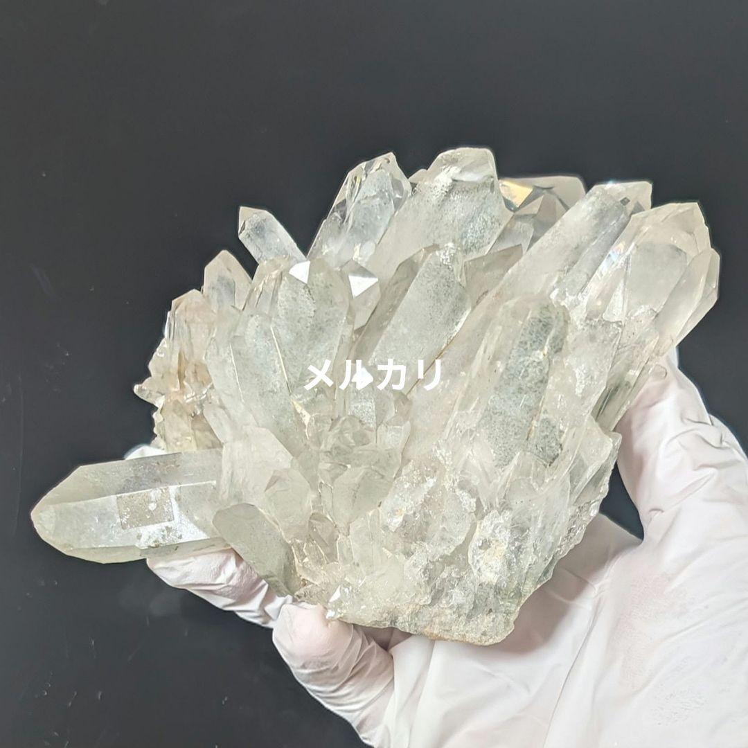 ￥25,000→21,250 　15% OFF　草入り水晶クラスター（ブラジル）