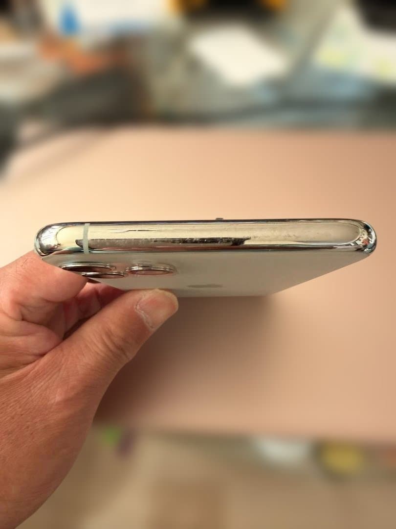 【値下】Apple iPhone 11 Pro Max 256GB 本体のみ