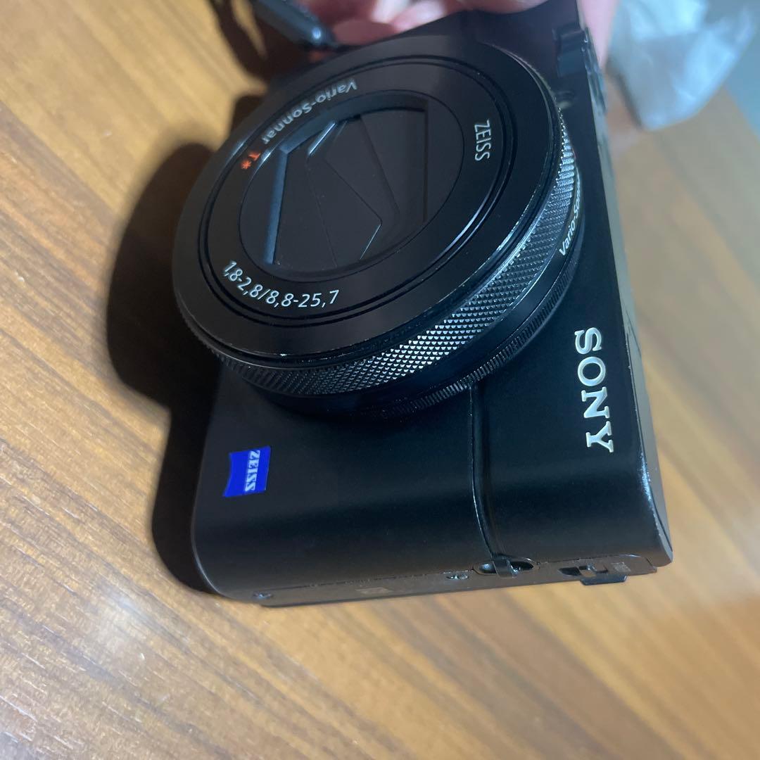 SONYサイバーショット DSC-RX100M4
