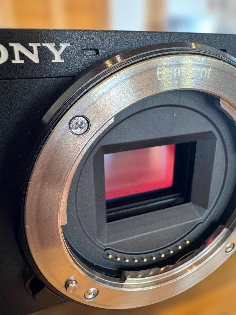 【緊急値下げ】SONY α6400 ミラーレス一眼本体・SONYズームレンズ付き