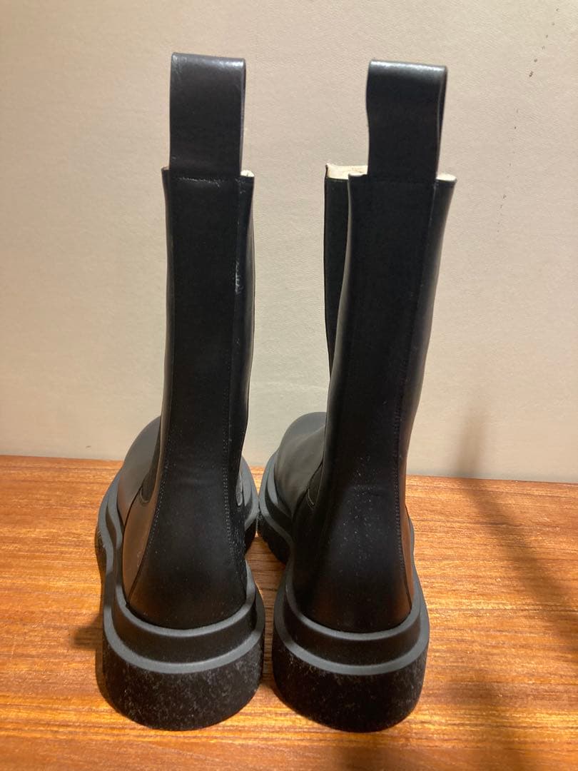 mokeボッテガヴェネタ　ブラック サイドゴアブーツ 厚底