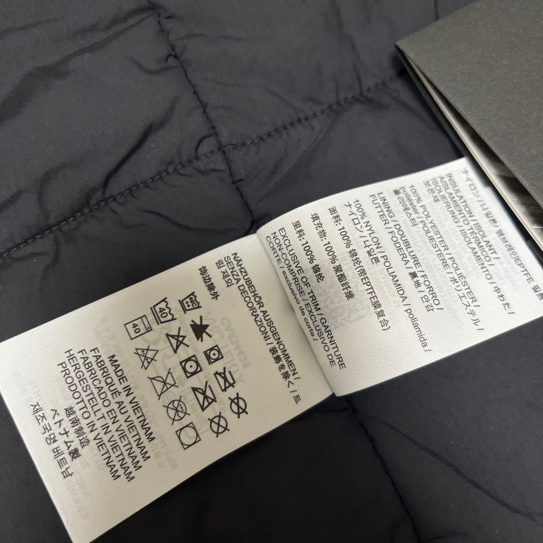 定価10万円程アークテリクスGORETEXレイルパーカー新品未使用バードエイド有