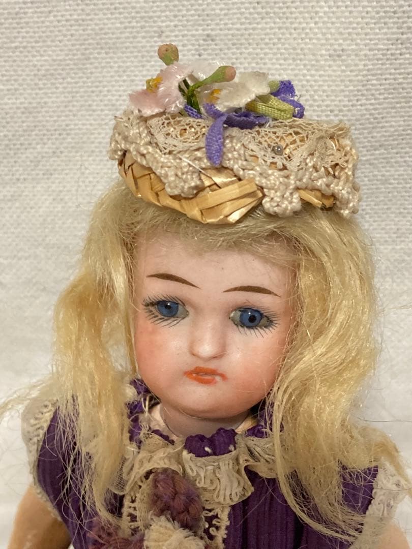 ドイツアンティーク　ミニョネット