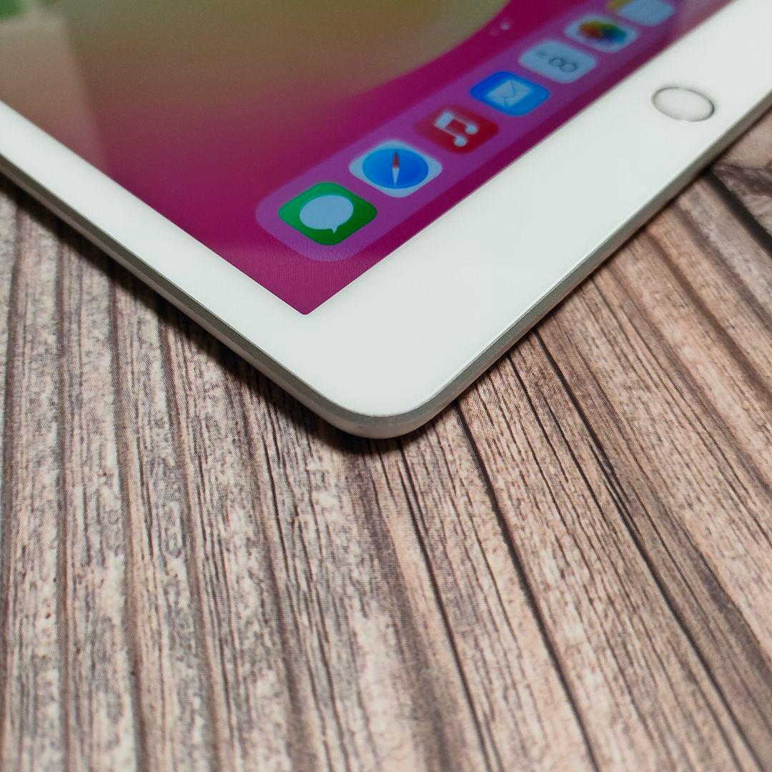 apple iPad 第8世代 32GB SIMフリー バッテリー97%超美品