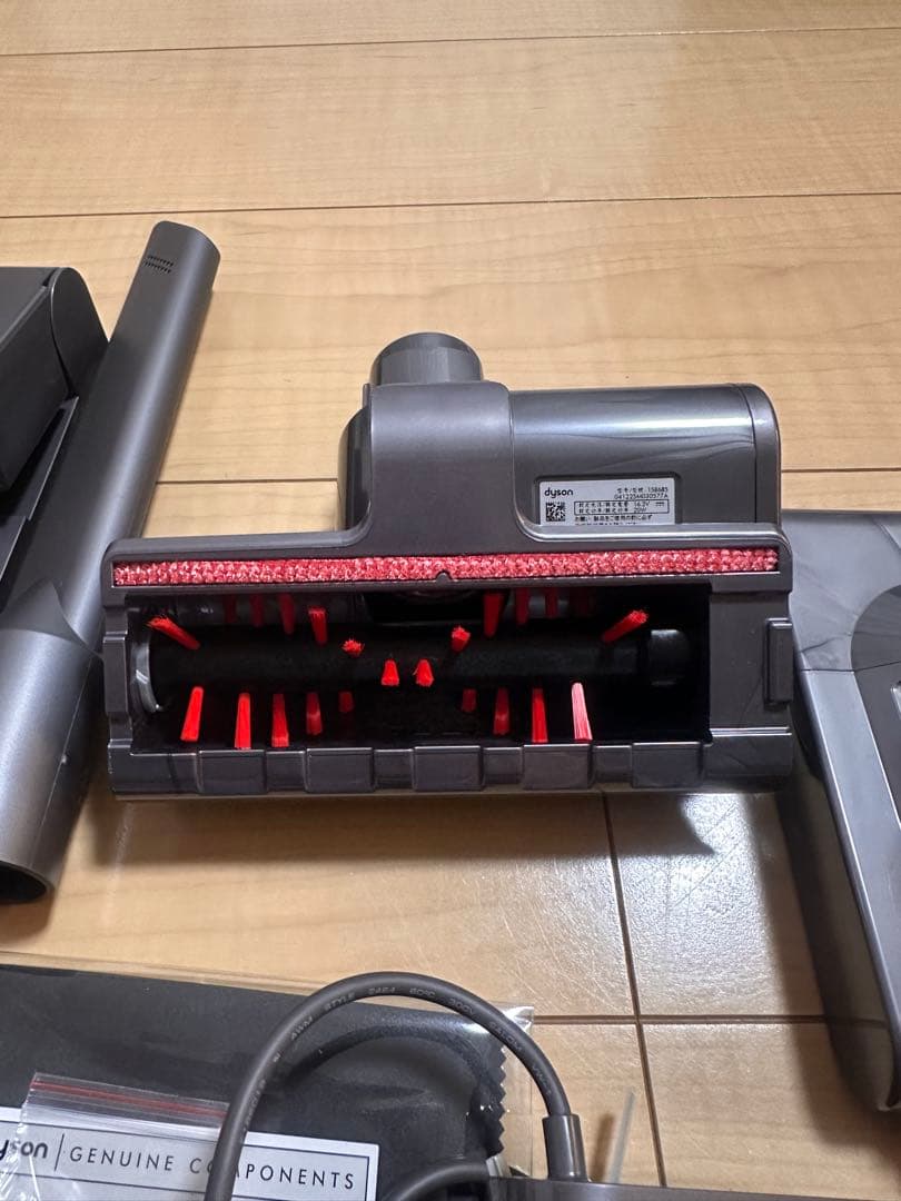 Dyson V8 Slim Fluffy/部品いろいろ