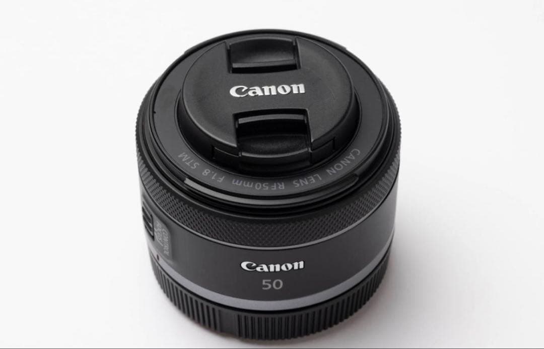【美品】Canon キャノンレンズRF50mm f1.8 STM ＆レンズフード