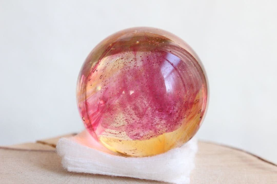 シエラネバダ産アンダラクリスタル　スフィア　マルチカラー（ピンク・イエロー系）