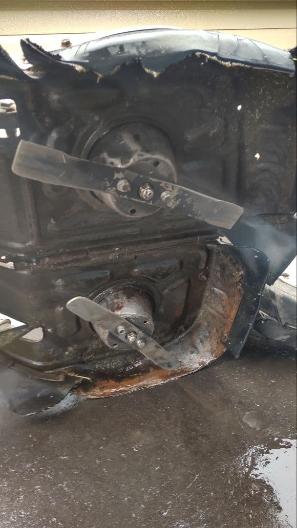 ウイングモアー　WM706 　自走式草刈機