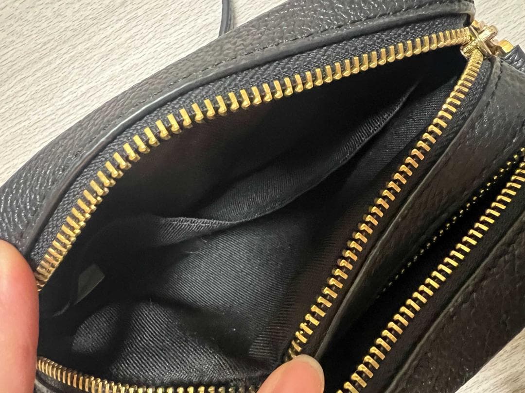 【トリーバーチ】黒 レザー ボディバッグ