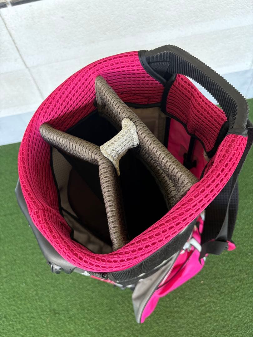 Titleist スタンドキャディバック　ピンク　中古美品