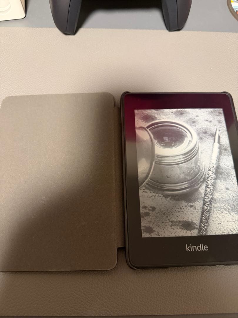 【美品】Kindle Paperwhite 第10世代 8GB おまけ付