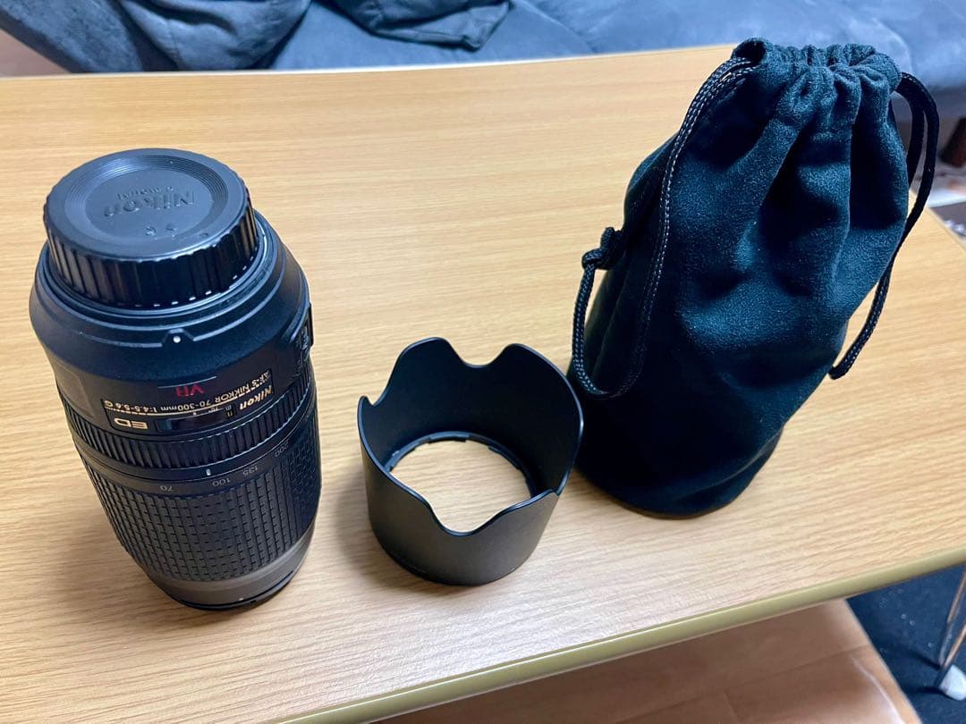 Nikon ED VR 70-300mm ズームレンズ