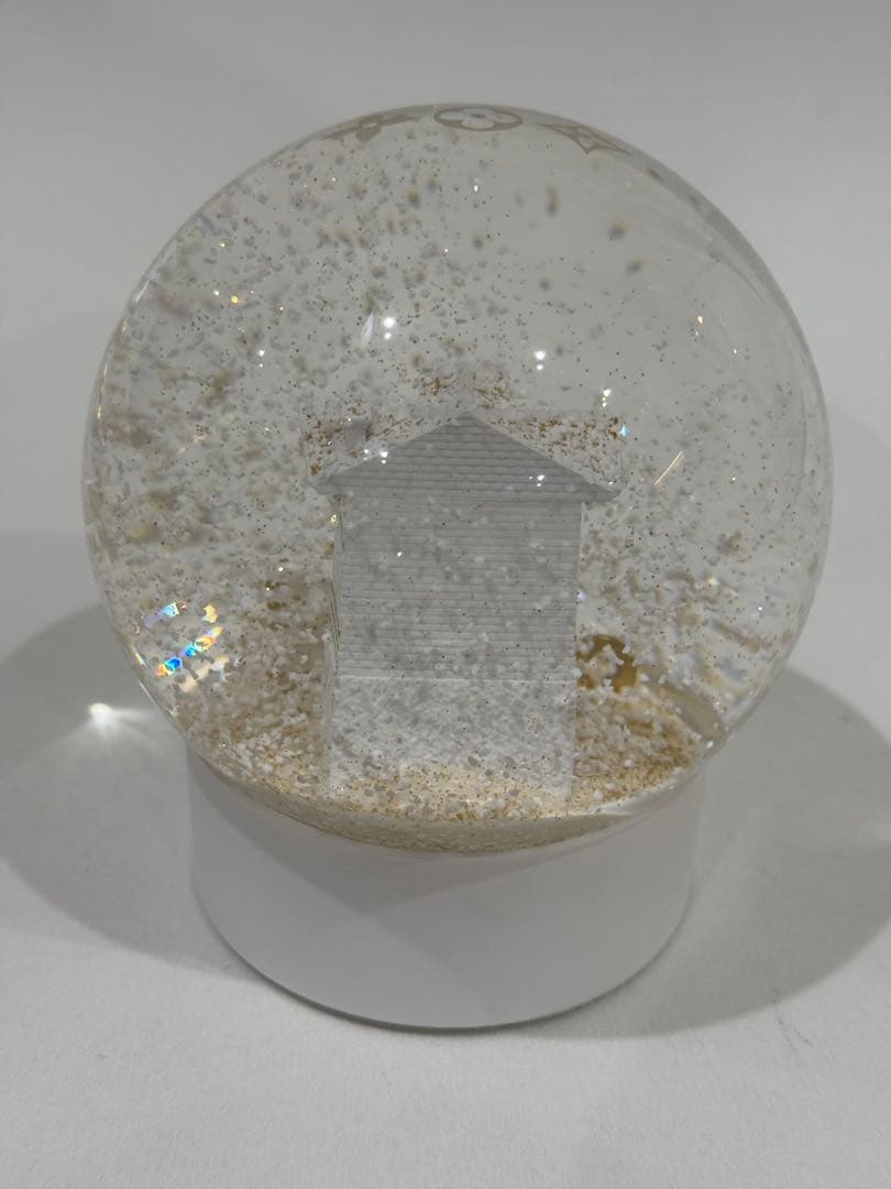 kKk Louis Vuitton スノードーム ホワイト 非売品