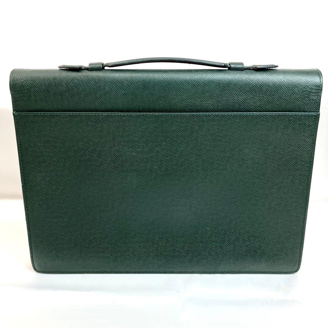 ルイヴィトン　タイガ　ブリーフケース セルヴィエット　モスコバ　A4