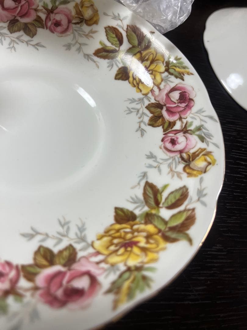 コールポート　アンティーク　ティーセット　5つ　カップアンドソーサー　セット