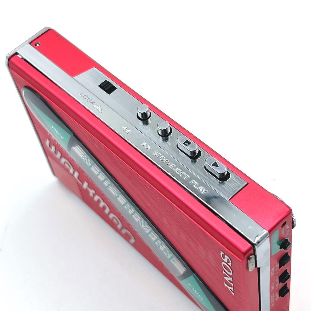 【美品・動作品】 SONY WM-102 カセットウォークマン 音出しOK 赤色