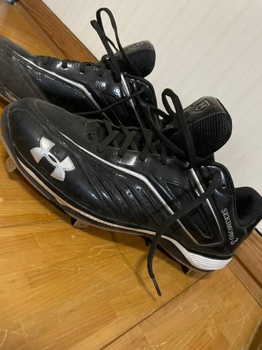 関本選手　使用スパイク