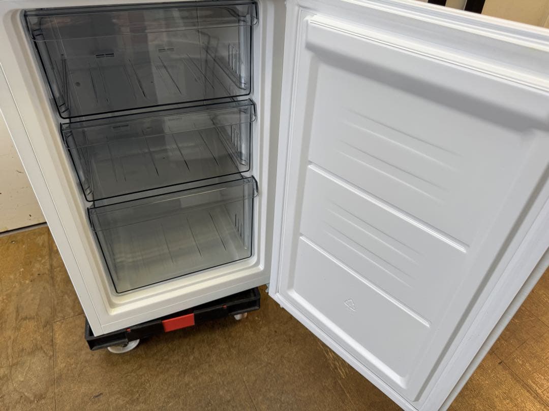 F057 Haier ２ドア　冷蔵庫　2023年　JR-SY15AR