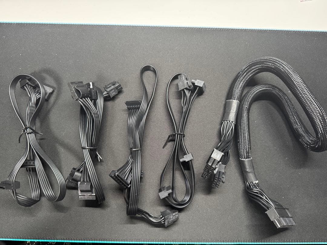 CORSAIR RM750 ATX電源ユニット