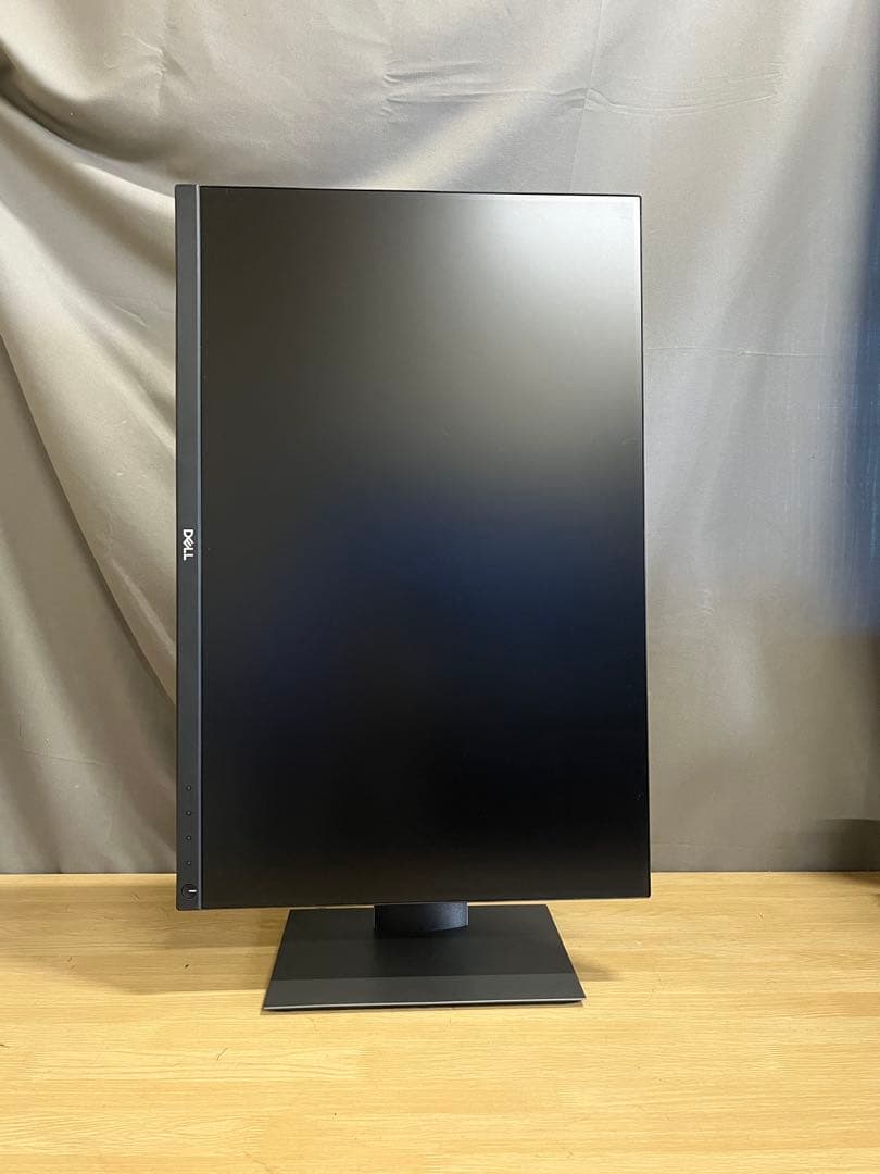 DELL P2421 24.1インチ液晶モニター　回転/高さ調整