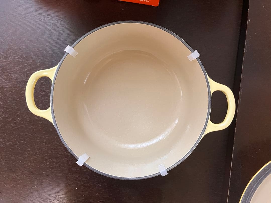 美品　ルクルーゼ　ココットロンド　20cm イエロー